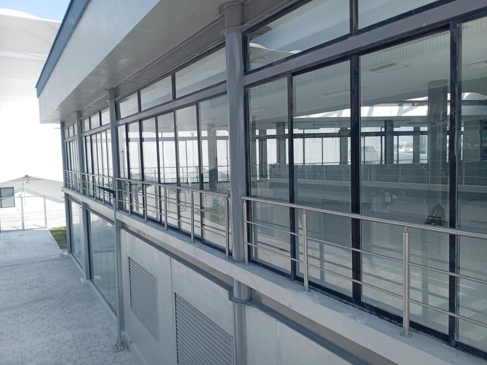 Cancelería e instalaciones de acabados
